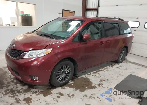 2015 Toyota Sienna Le 8 Passenger из США, поврежденный, VIN 5TDKK3DC8FS655876